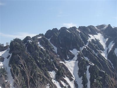 会津朝日岳北西尾根。通称「八本歯」